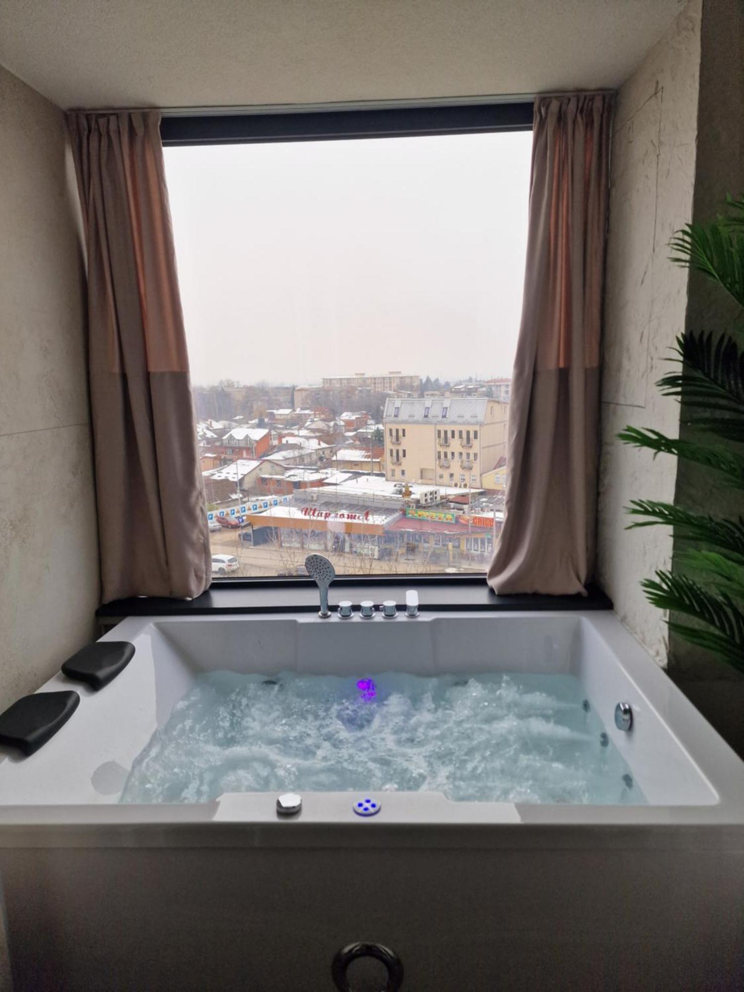 Petkov5Ki.Luxuryapartments Skopie Habitación foto